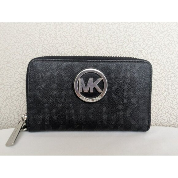 Michael Kors MK Signature Fulton Zip Around Multifunction Clutch Wallet Black - Picture 1 of 12